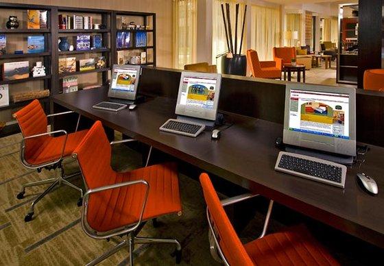 Courtyard By Marriott Atlanta Buford Mall Of Georgia Ngoại thất bức ảnh