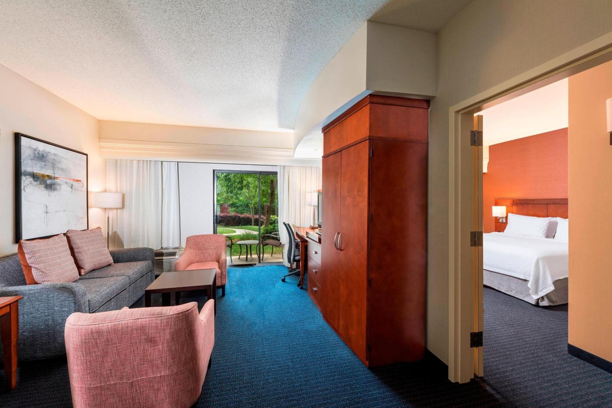 Courtyard By Marriott Atlanta Buford Mall Of Georgia Ngoại thất bức ảnh