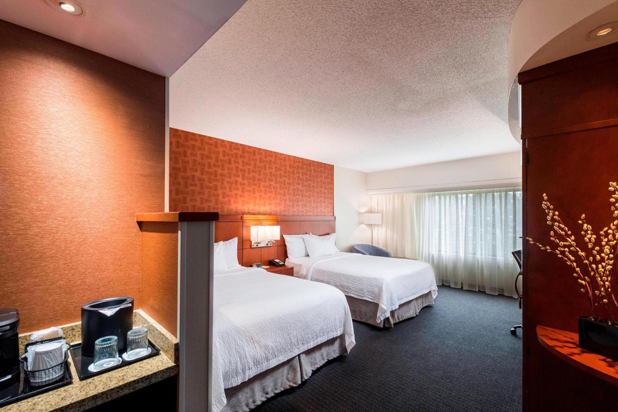 Courtyard By Marriott Atlanta Buford Mall Of Georgia Ngoại thất bức ảnh