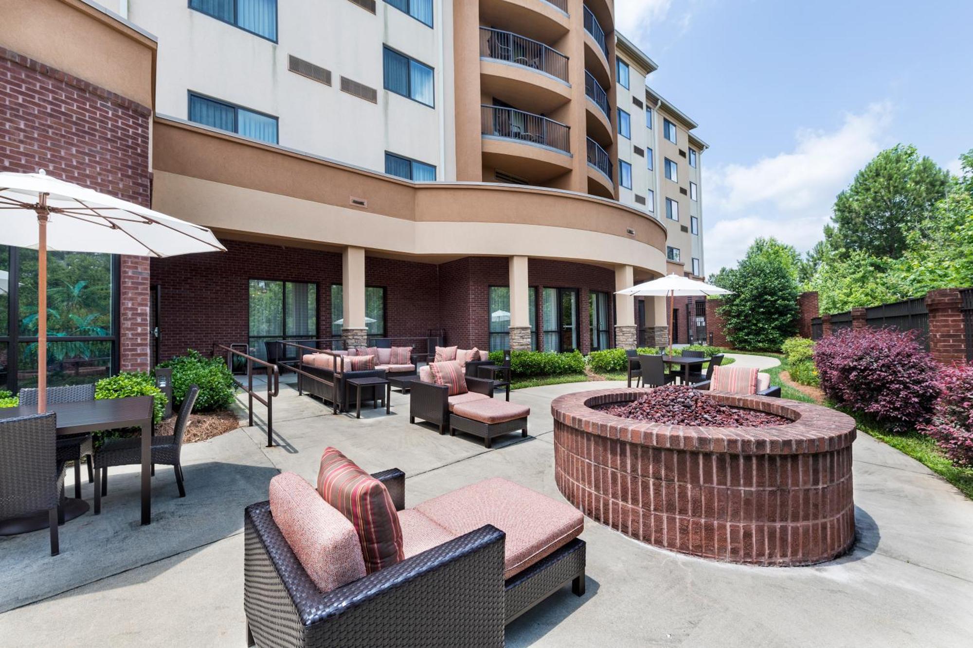 Courtyard By Marriott Atlanta Buford Mall Of Georgia Ngoại thất bức ảnh